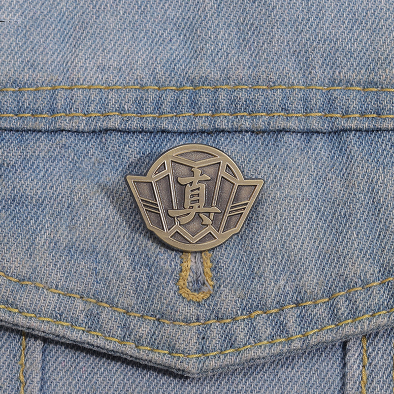 Yakuza Goro Majima Enamel Pins - Retro Gaming Gif avaliação e preço